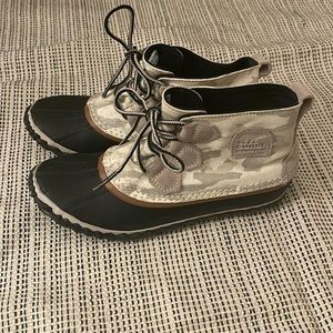Camo Sorel boots